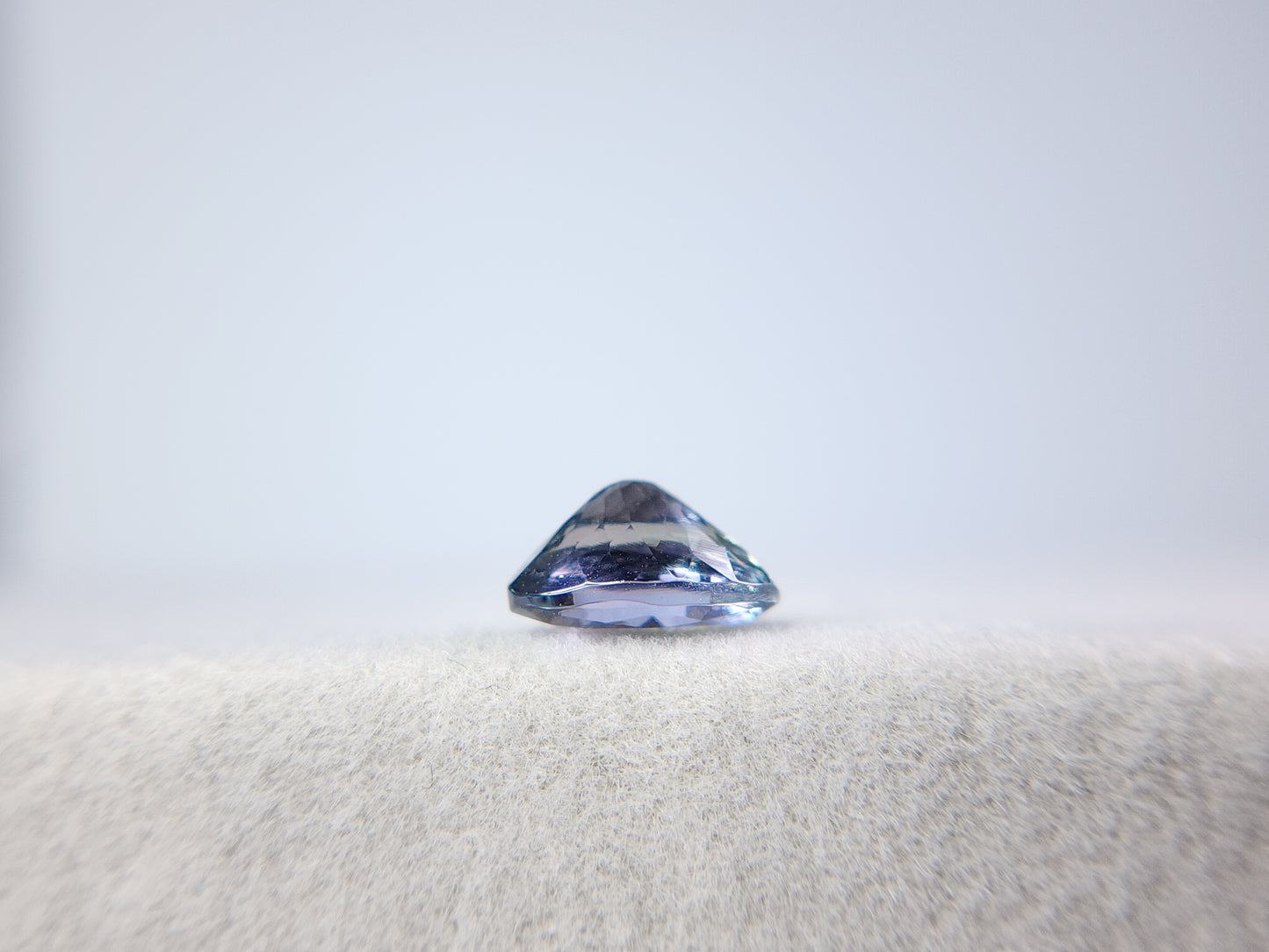 0876-18　バイカラータンザナイト　1.29ct