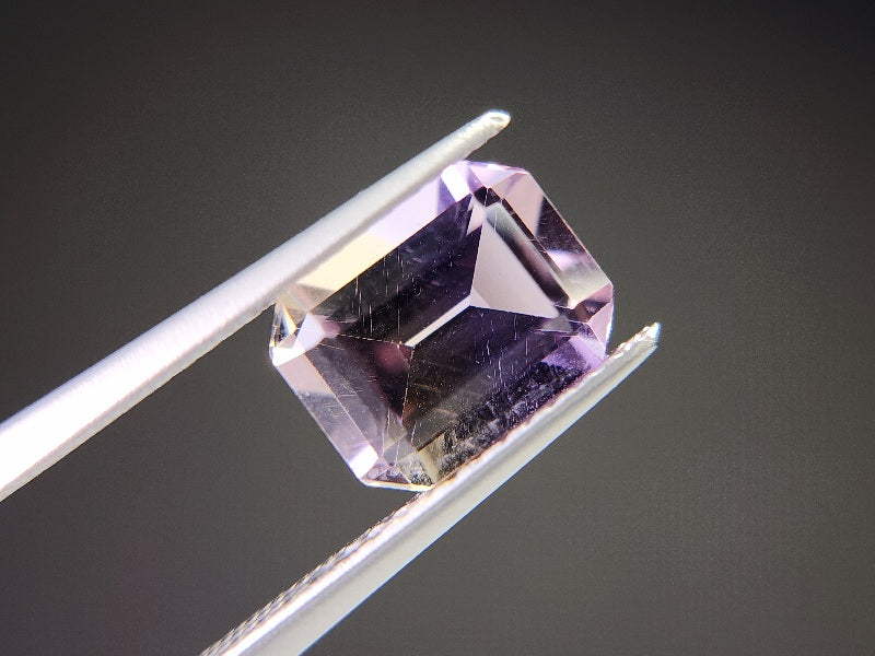 AMT-17　アメトリン　2.21ct