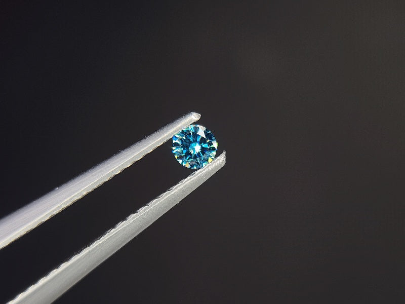 0015-3-1　ブルーダイヤモンド(トリートメント)　0.11ct