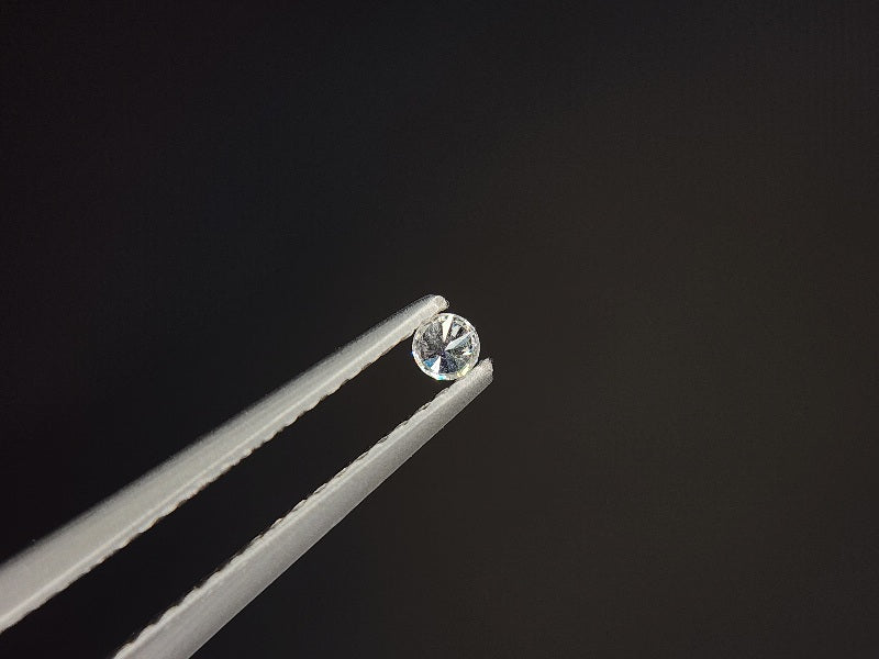 0015-1-5　ダイヤモンド　0.04ct