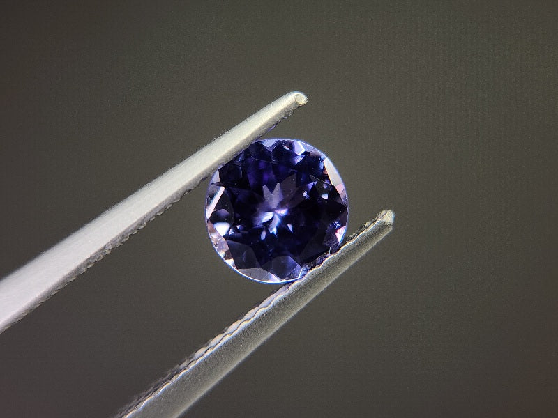 0153-8　タンザナイト　0.88ct