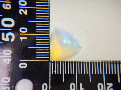 0916-30　オパール　3.65ct