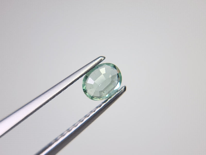 0035-2-2　グリーンカイヤナイト　0.41ct