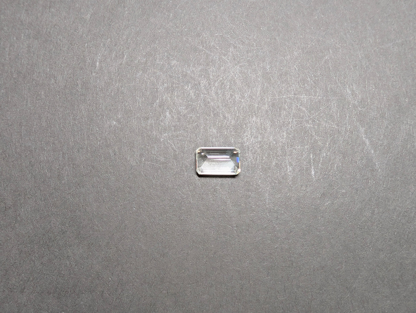 0063 バイカラートパーズ 4.25ct