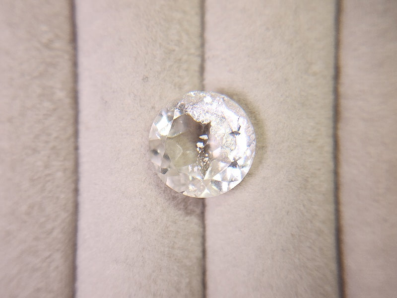 dQ-2　銀箔入り！ダブレットクォーツ　5.65ct