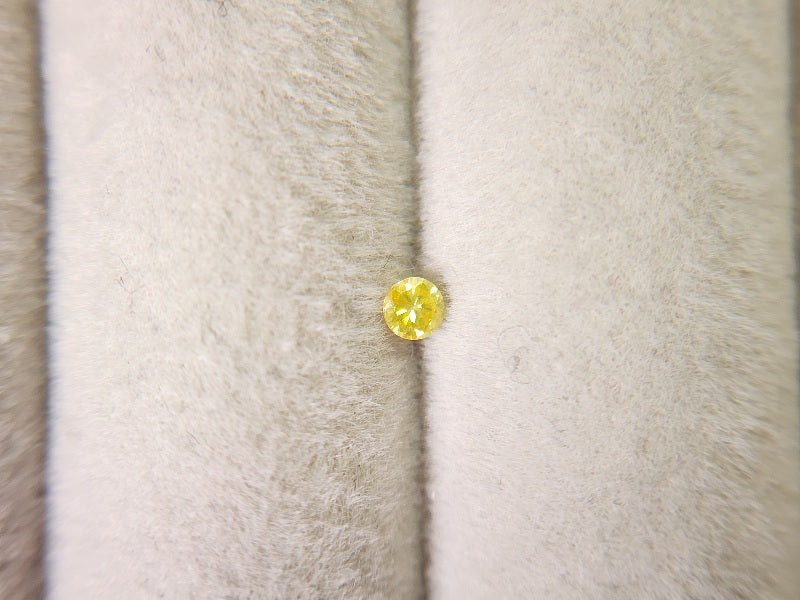 yeDM-7　イエローダイヤモンド　0.07ct