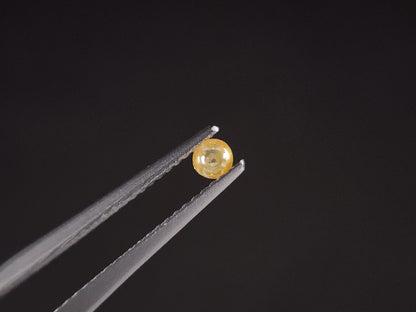 0015-5-6　ダイヤモンド(カボション)　0.15ct