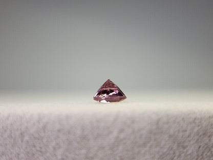 0823-15　スピネル　0.31ct