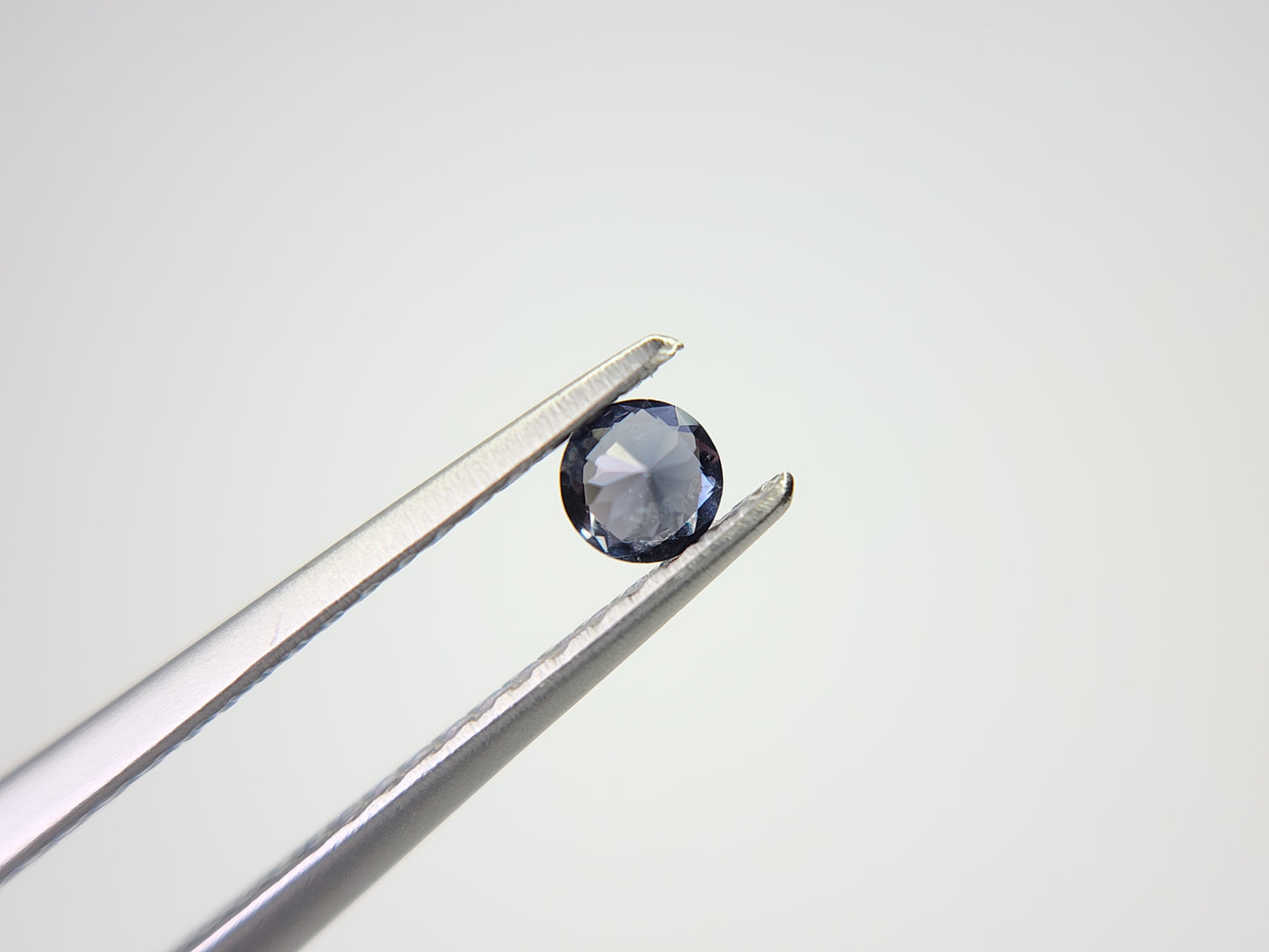 0929-10　ブルースピネル　0.14ct