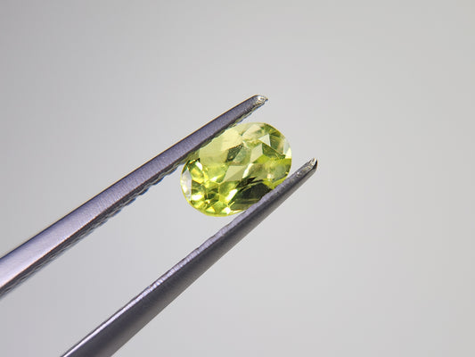 0928-1　パロットクリソベリル　0.55ct