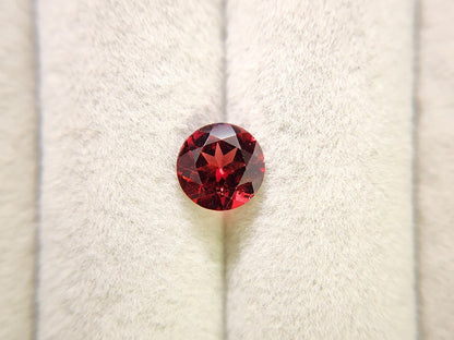 0910-2-6　ガーネット　1.57ct