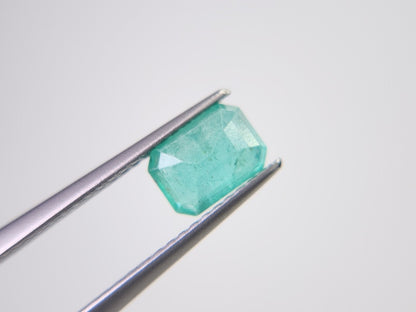 EM-11　エメラルド　1.00ct