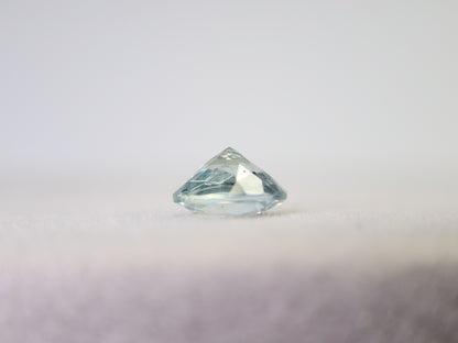 0878-3-6　グリーンベリル　0.67ct