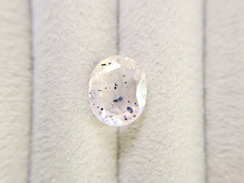 MICir-9　マイカインローズクォーツ　4.08ct