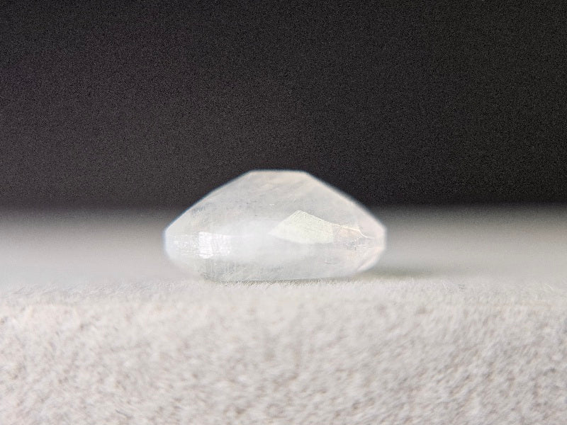 blMO-2　ブルームーンストーン　2.55ct
