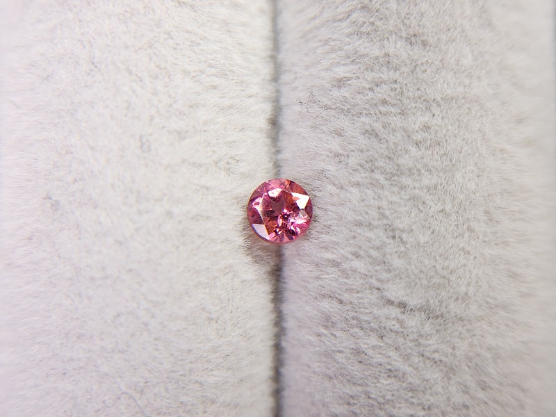 SP-22　スピネル　0.23ct