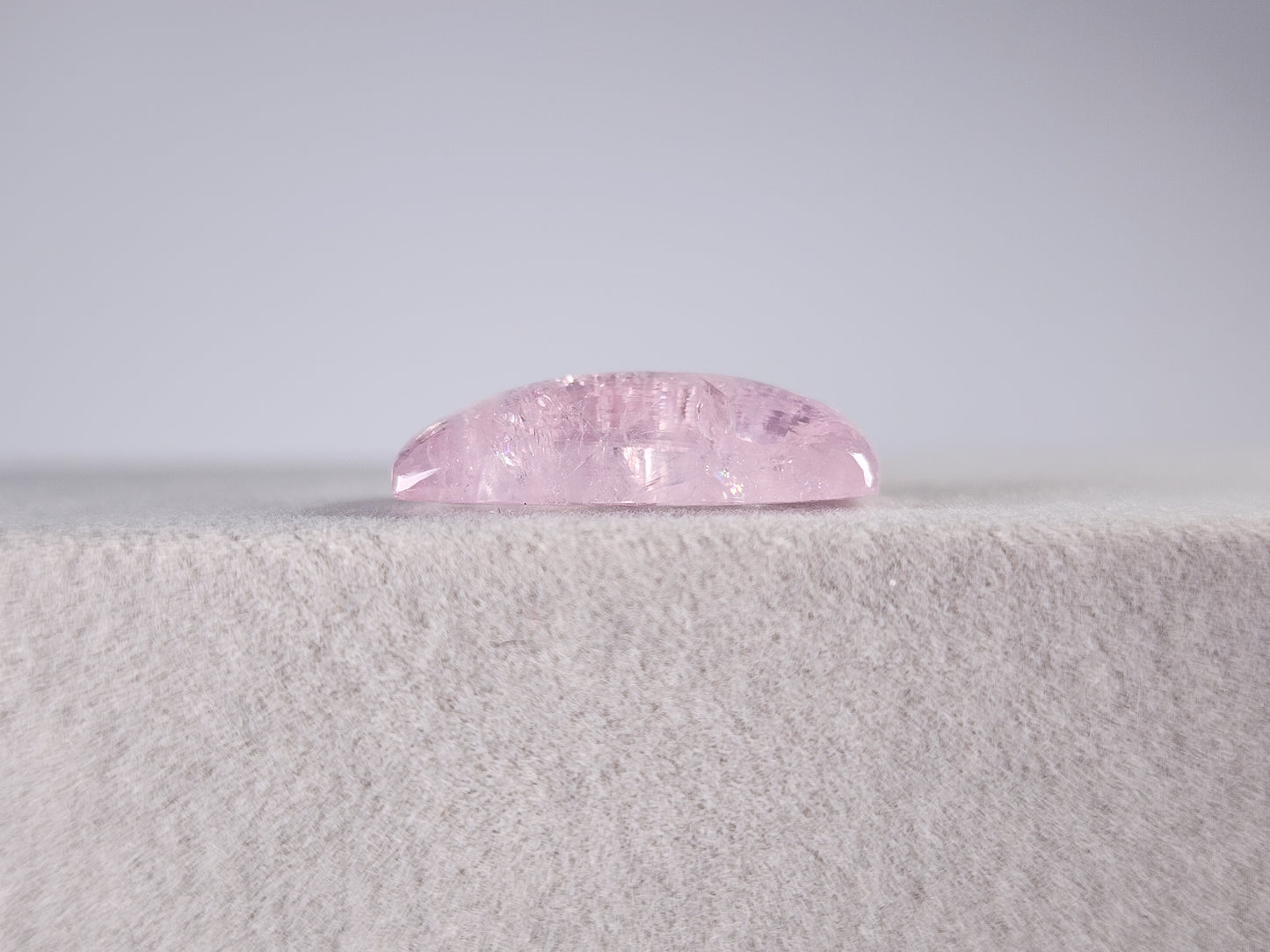 0908-7　虹入り！モルガナイト　16.39ct