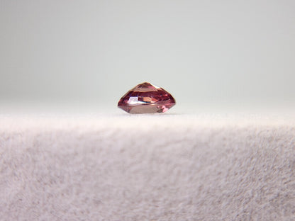 ccGA-6　カラーチェンジガーネット　0.79ct