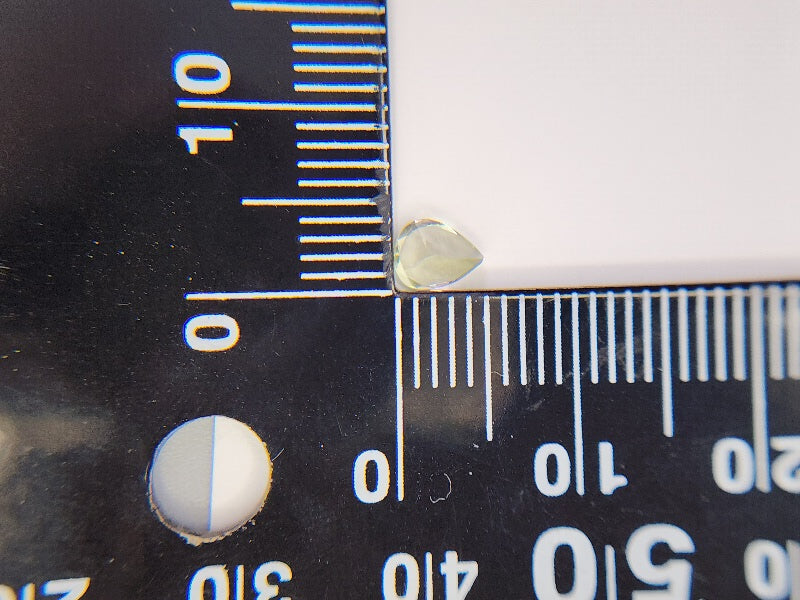 0644-10-3　ゾイサイト　0.36ct