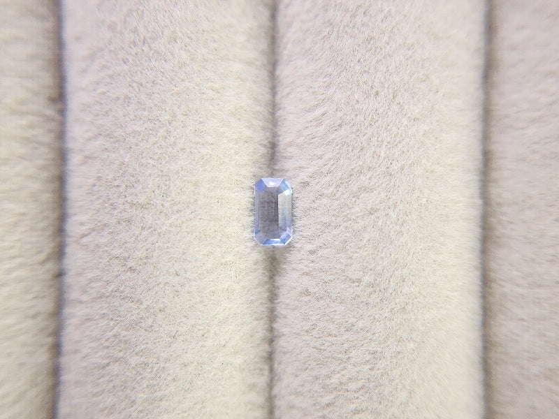 blHAK-8　ブルーハックマナイト　0.14ct