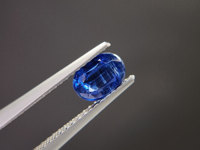 0942-12  カイヤナイト  1.11ct