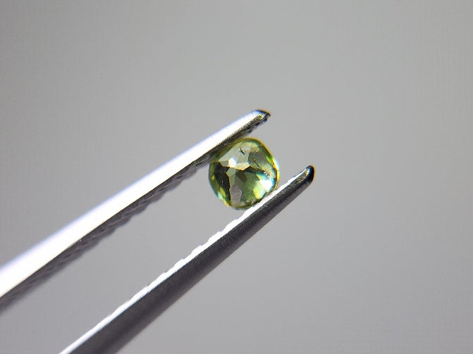 0932-1-15　スフェーン　0.12ct