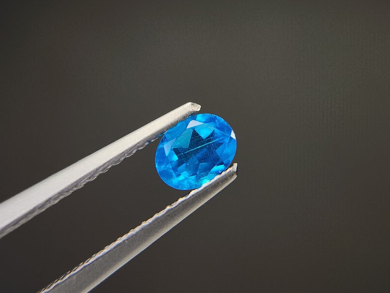 0531-1　ネオンブルーアパタイト　0.36ct