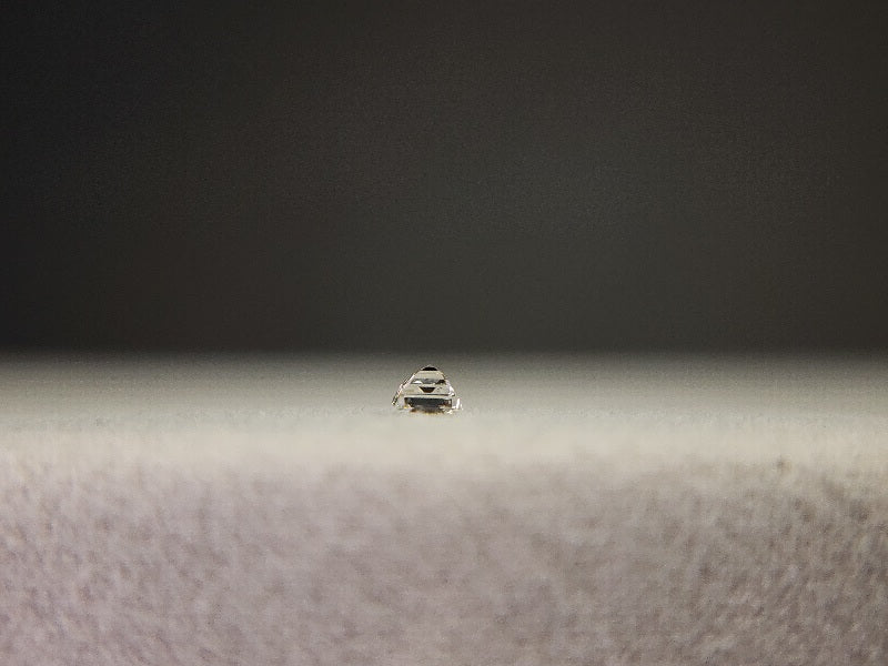 0015-1-3　ダイヤモンド　0.05ct