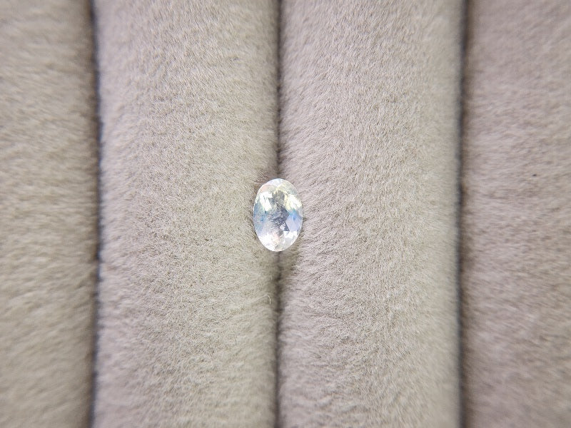 0760-15　アンデシンラブラドライト　0.45ct