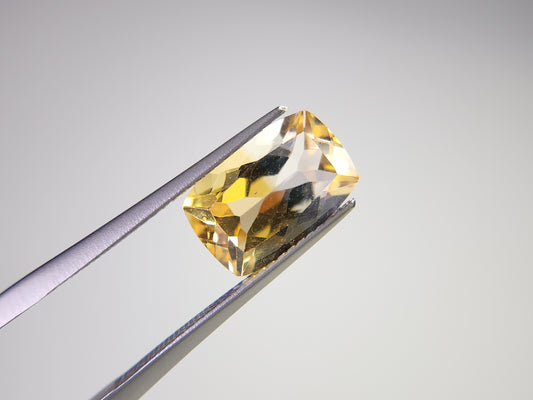 0365-2-2　バイカラーシトリン　3.89ct