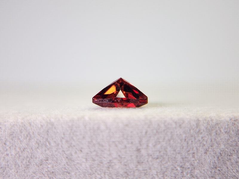 0910-1-6　ガーネット　1.32ct
