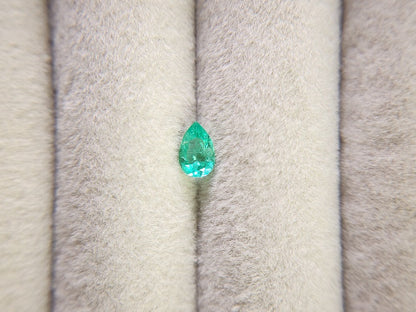 0936-24　エメラルド　0.30ct