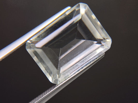 SUI-17　水晶　7.53ct