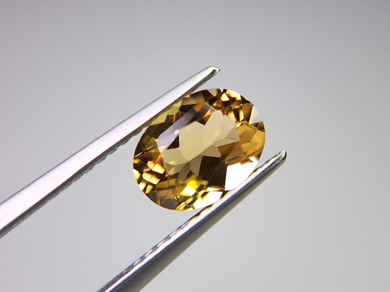 yeBE-2　イエローベリル　1.08ct
