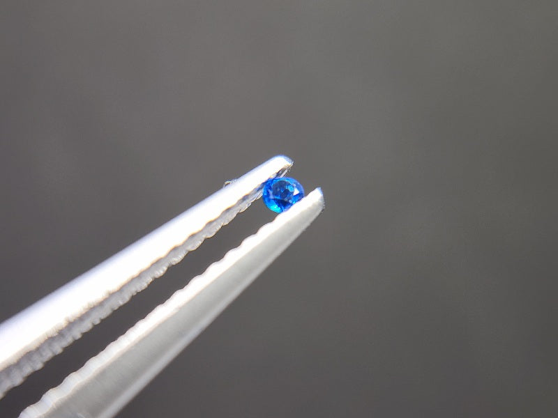 0129-1　アウイナイト　0.01ct