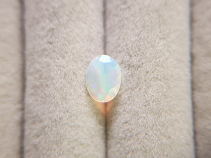 0916-13　オパール　0.65ct
