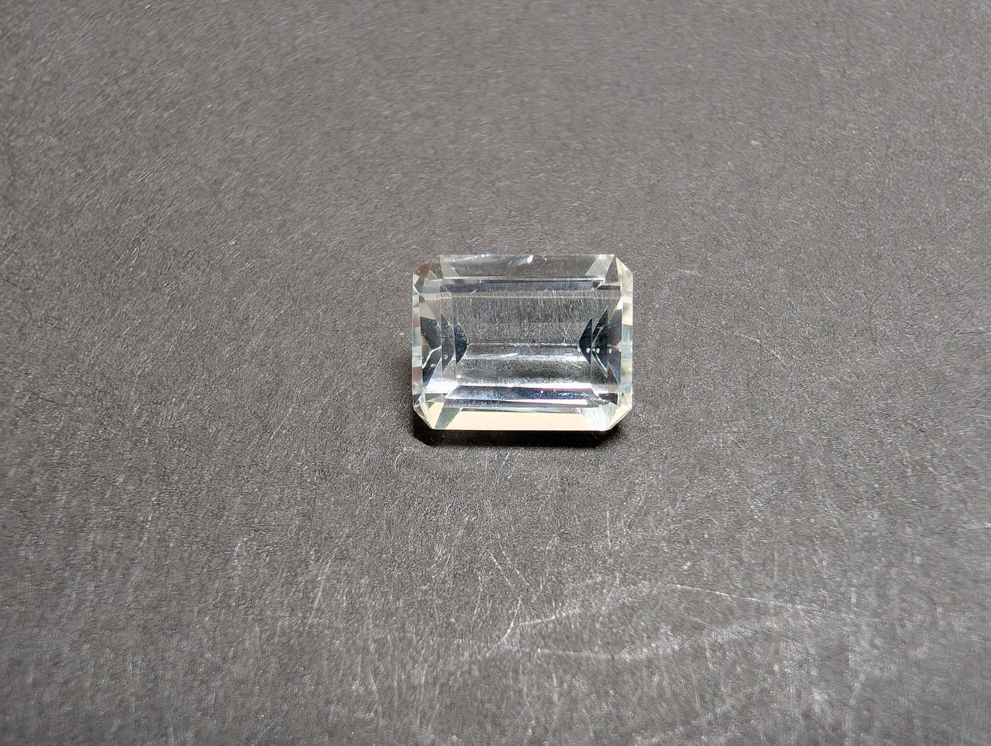 0087 バイカラートパーズ 3.04ct