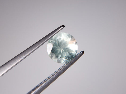 gBE-24　グリーンベリル　0.83ct