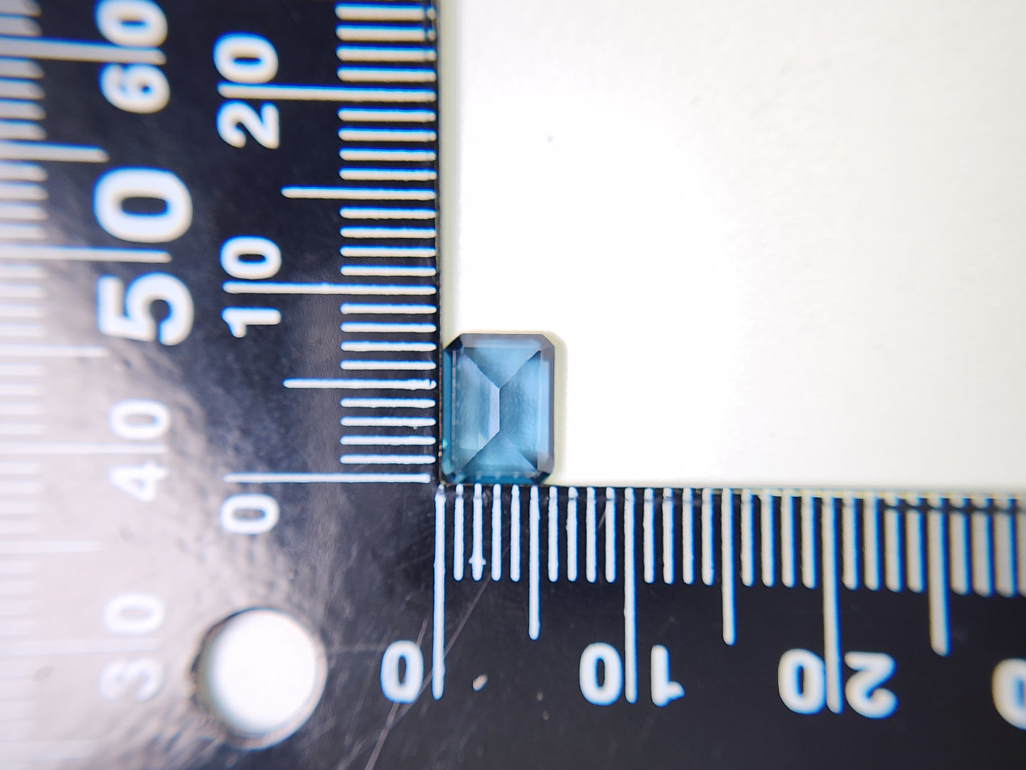 0931-8　ロンドンブルートパーズ　1.74ct