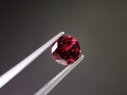 0910-2-4　ガーネット　1.58ct
