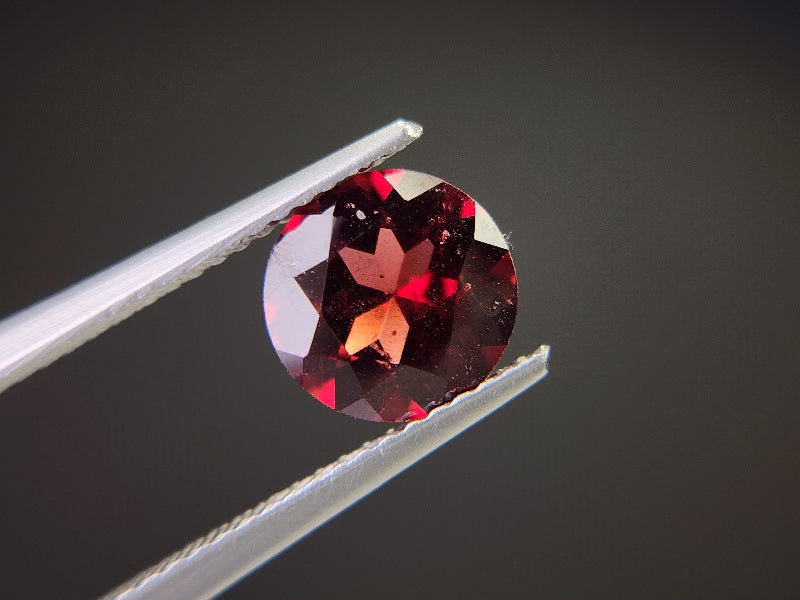 GA-61　ガーネット　2.05ct