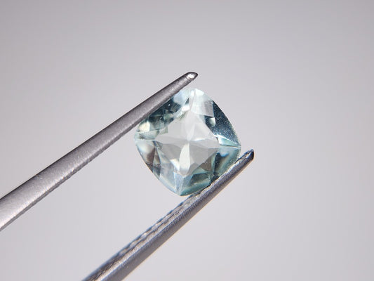 gBE-8　グリーンベリル　0.81ct