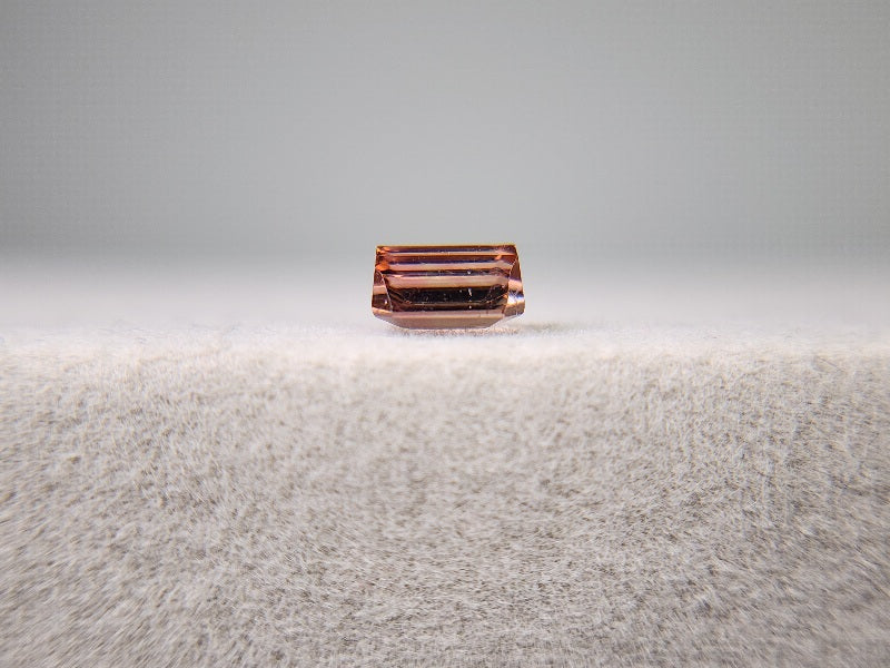 0879-15　トルマリン　0.79ct