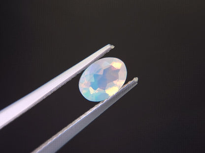 0909-2-6　オパール　0.59ct