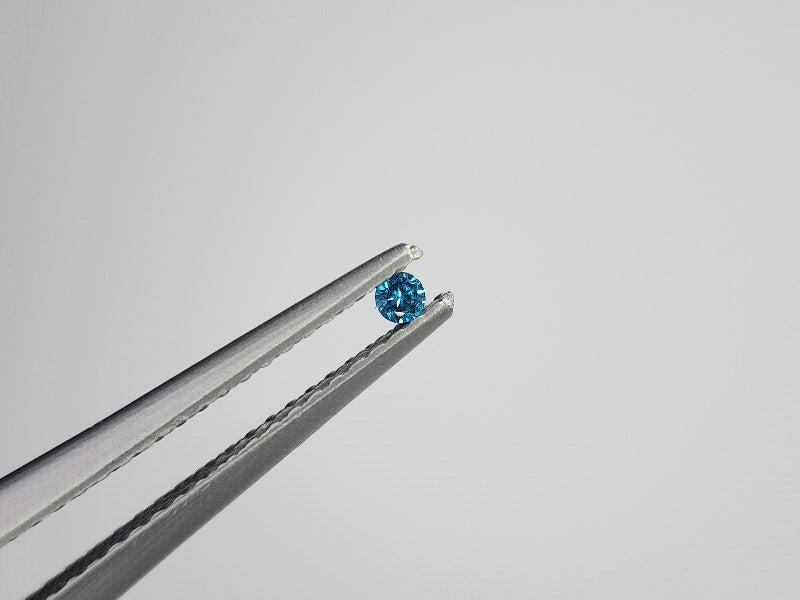 0015-3-10　ブルーダイヤモンド(トリートメント)　0.03ct