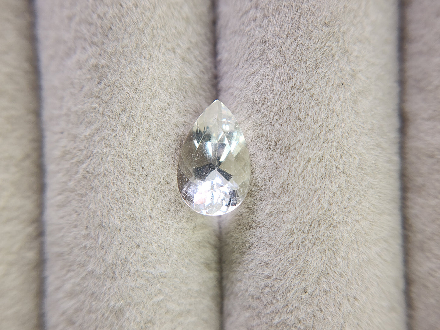0927-4　オリゴクレース　1.34ct