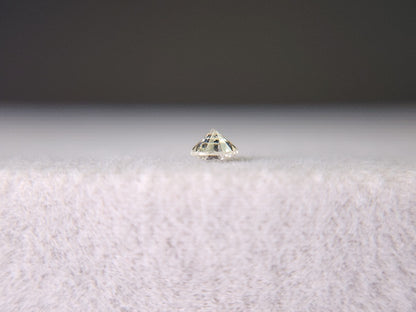 0015-1-21　ダイヤモンド　0.08ct