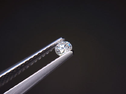 0015-1-12　ダイヤモンド　0.13ct