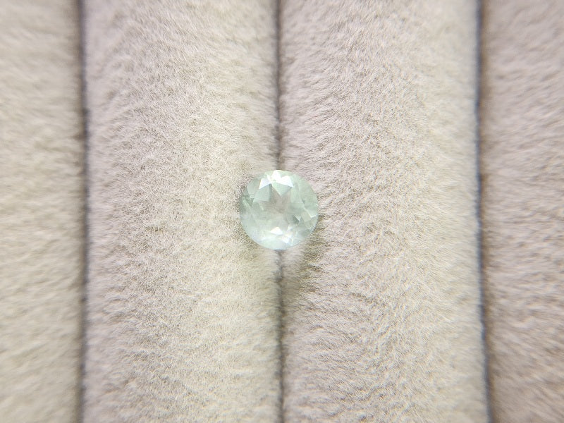 gBE-22　グリーンベリル　0.84ct