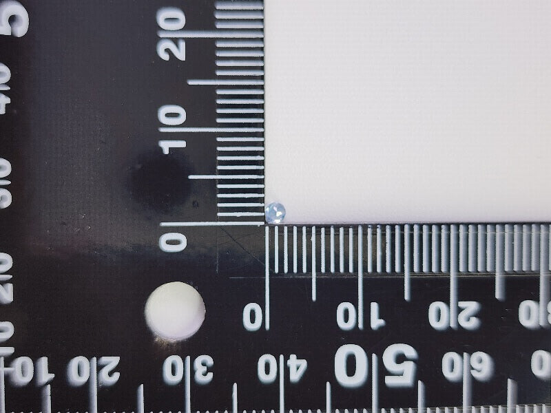 0217-1　べニトアイト　0.05.ct